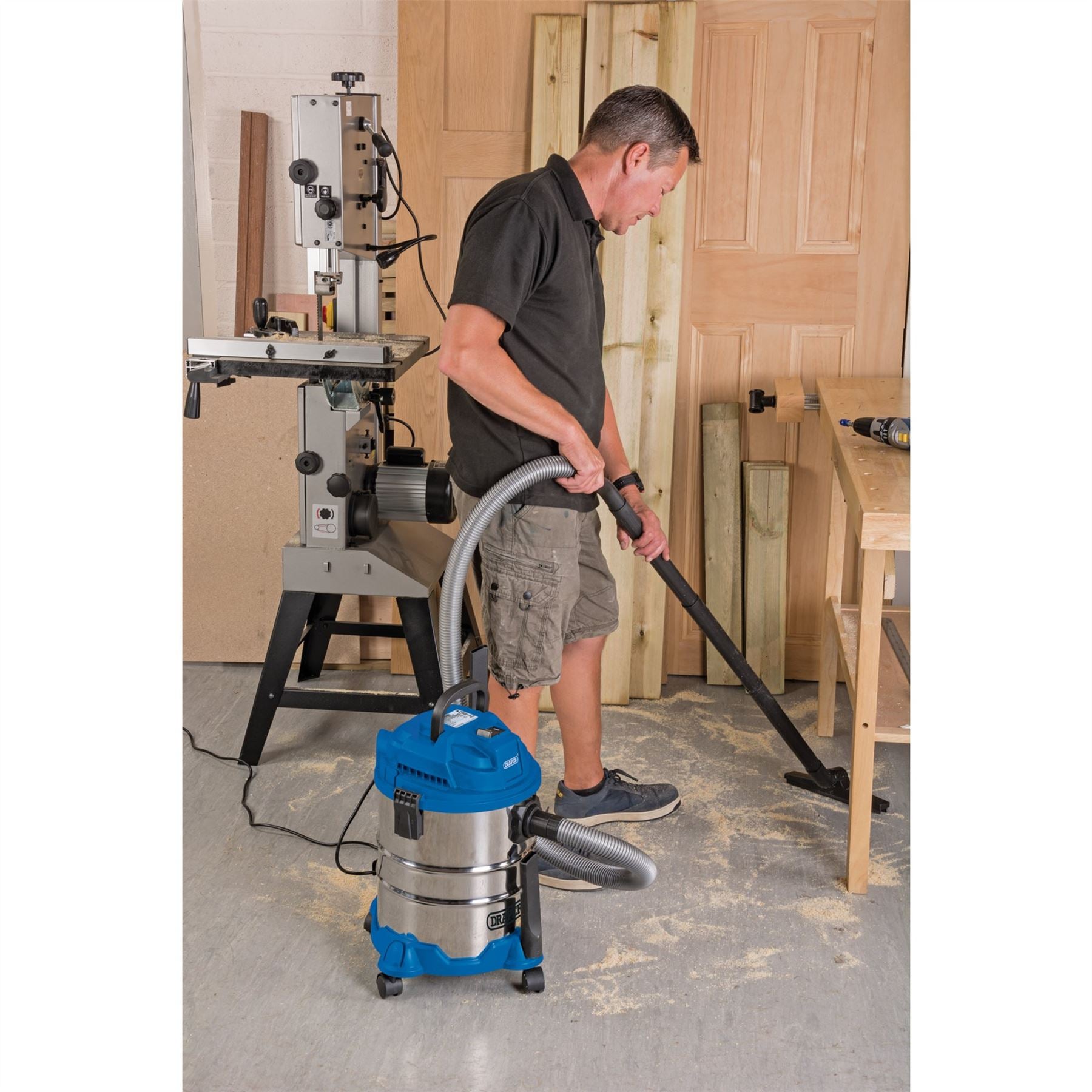 Draper 20515 230V Wet and Dry Vacuum Cleaner with Stainless Steel Tank 20L 1250W