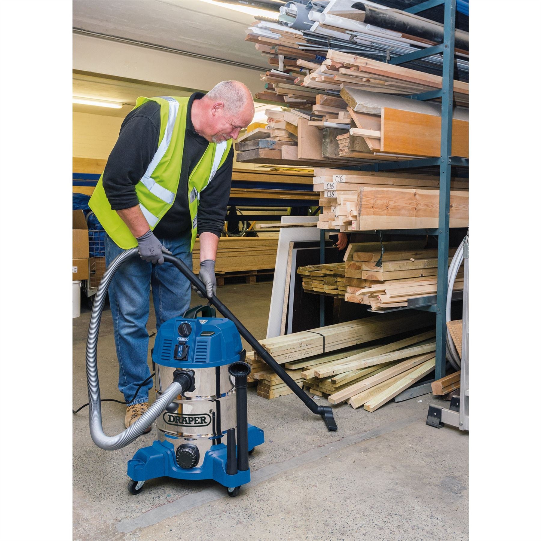 Draper 20529 230V Wet and Dry Vacuum Cleaner with Stainless Steel Tank and Integrated Power Out-Take Socket 30L 1300W