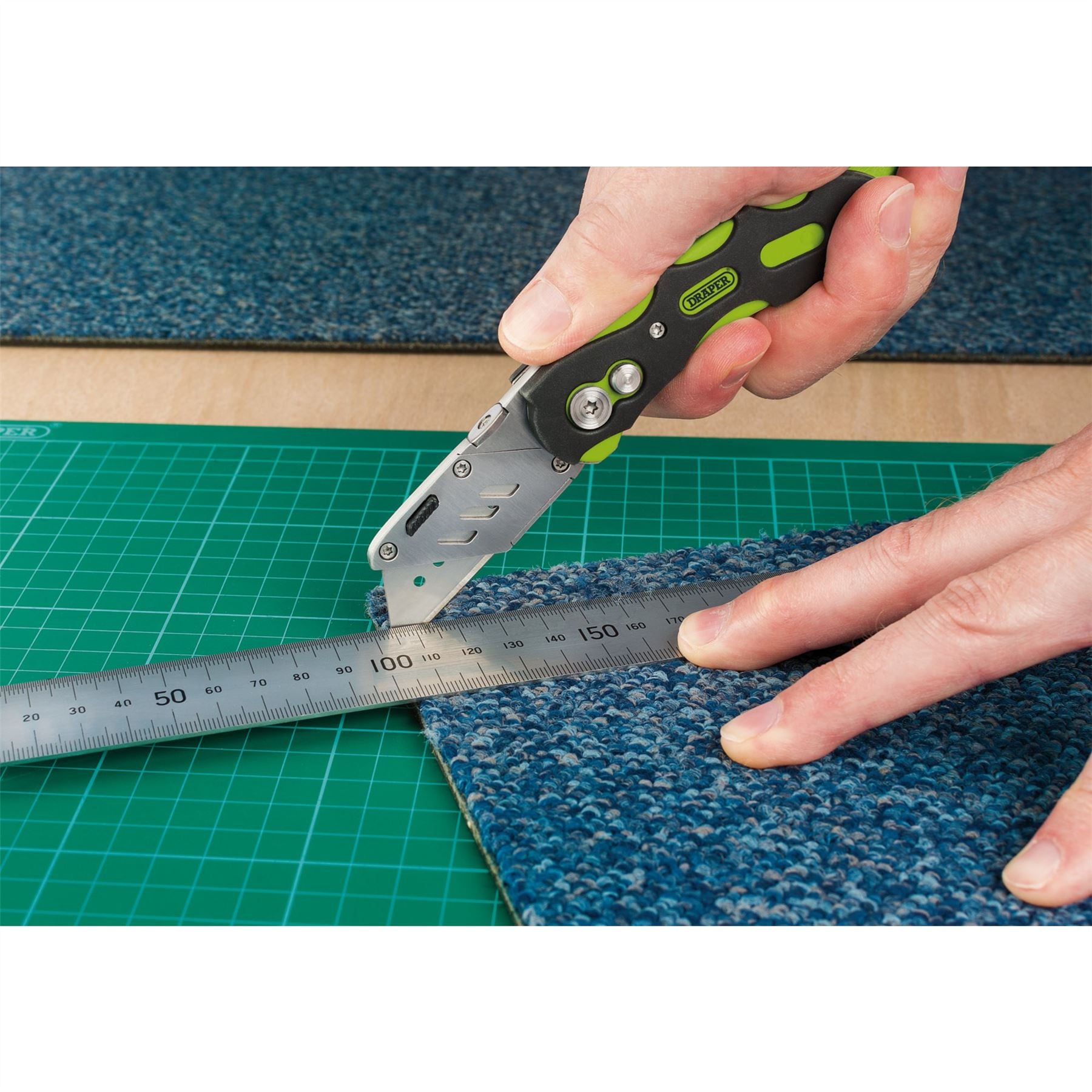 Draper 24424 Folding Trimming Knife with Belt Clip Green/Orange