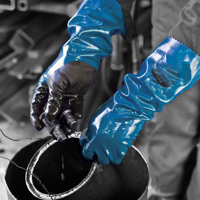 Polyco Grip Oil Gauntlet C1
